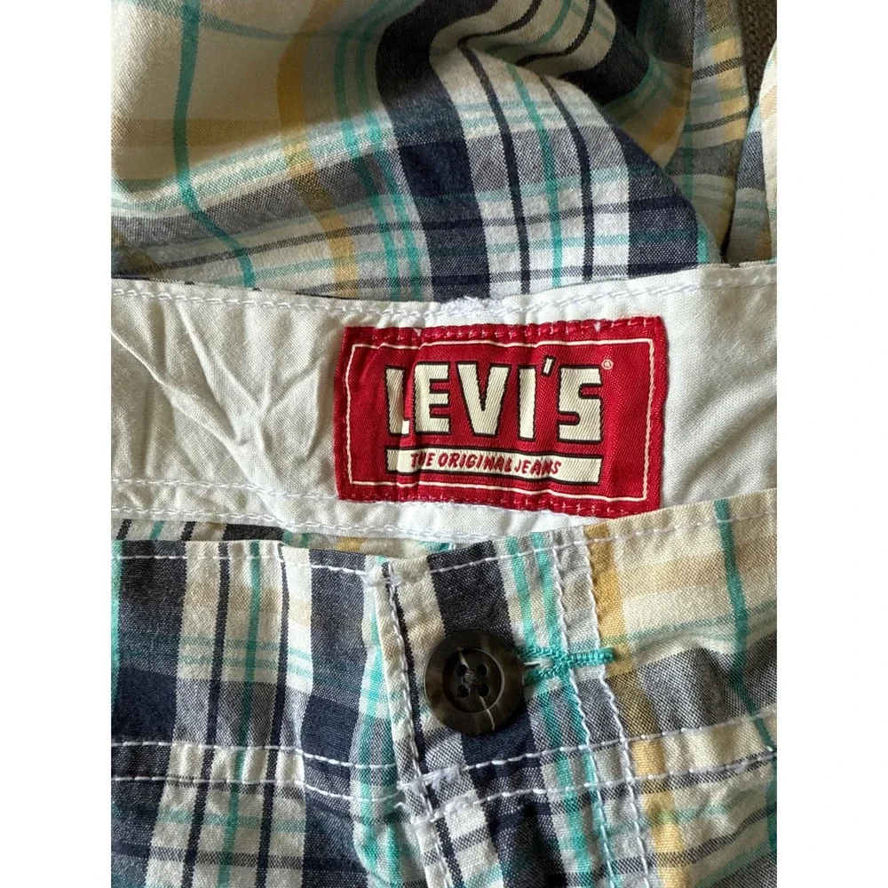 Levis levi men